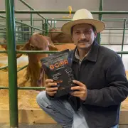 Productor ganadero con B-GOR Rumiantes